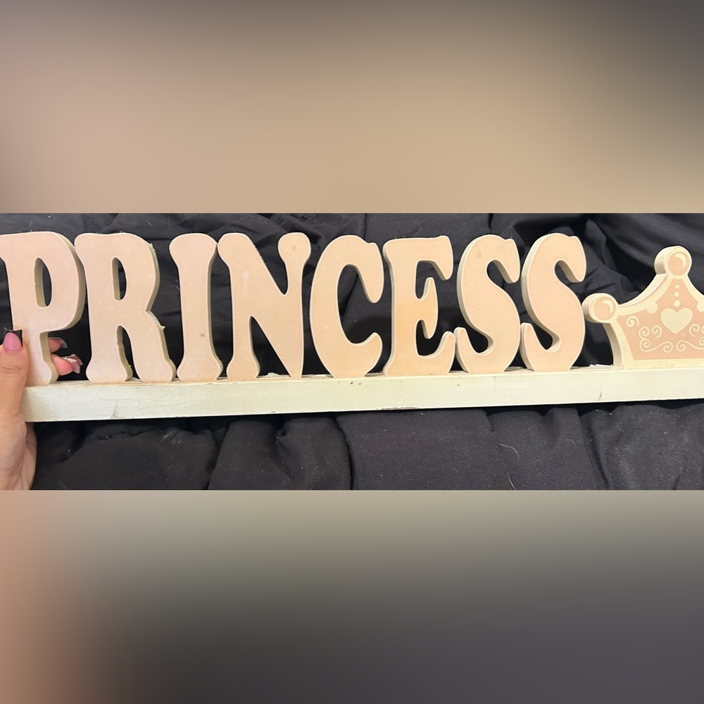 princess sign!